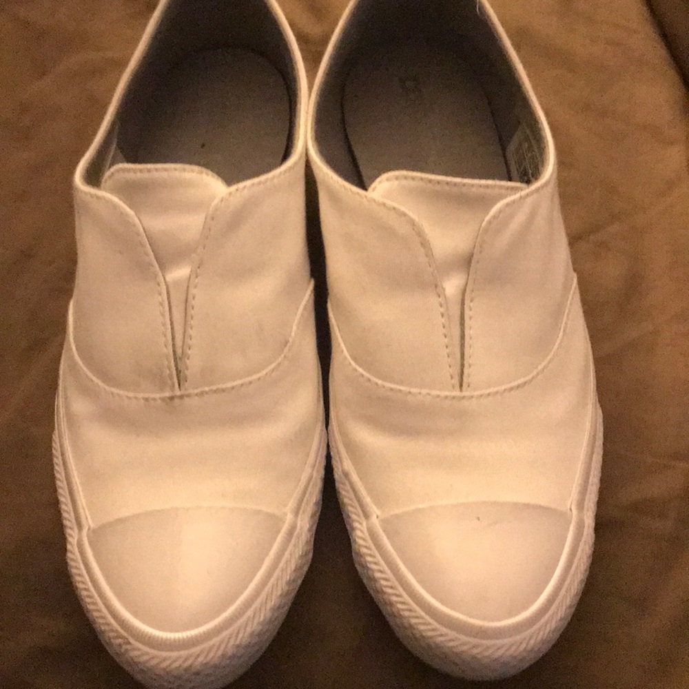 White Converse shoes 👟